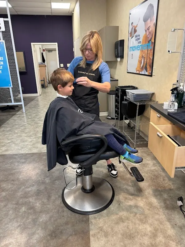 SUPERCUTS — Hair salon in Mundelein